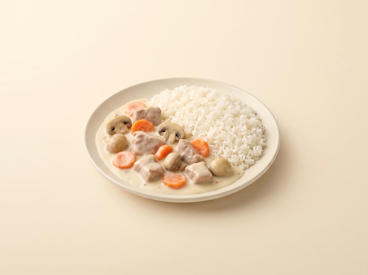 The plate: veal blanquette with rice.